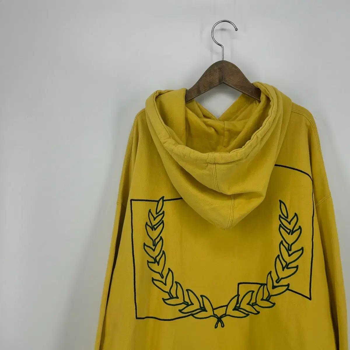 로맨틱크라운 후드 티셔츠 (L size / YELLOW)