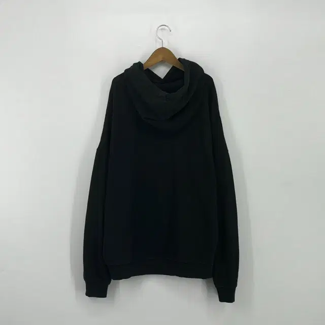 스파오 후드 티셔츠 (L size / BLACK)