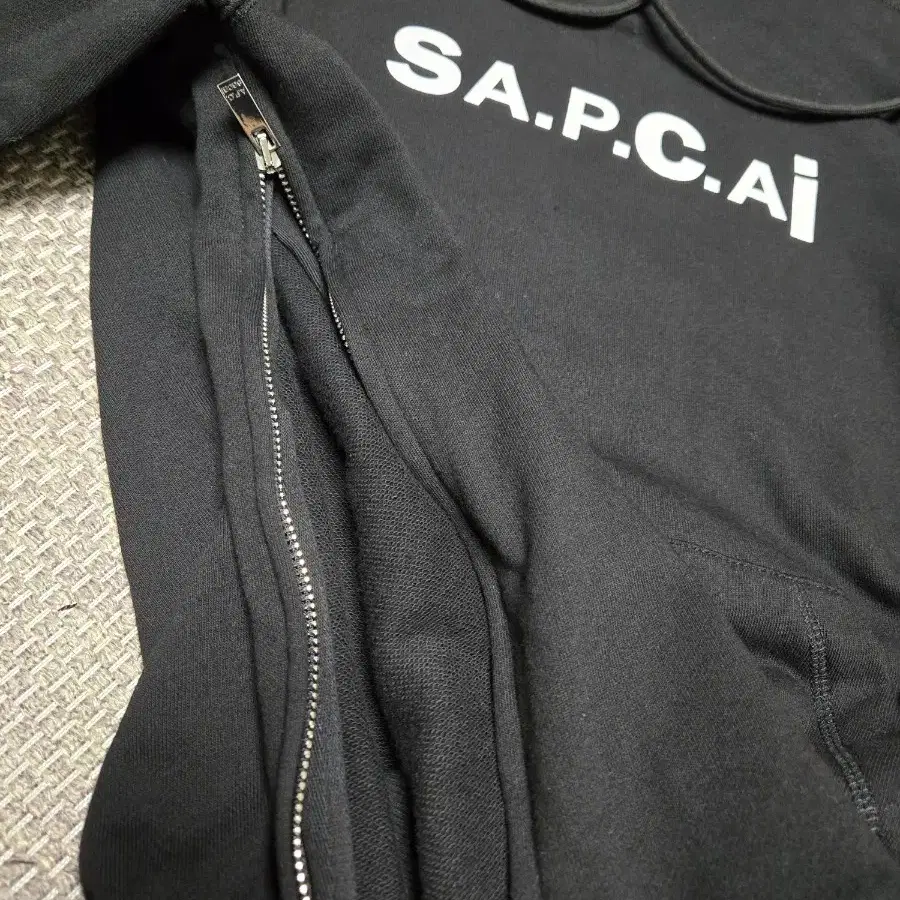 (공용)아페세 사카이 apc  x sacai 후드