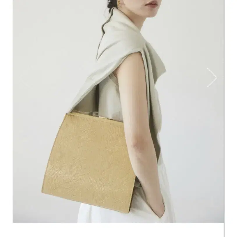 urbanic30 brass clasp bag 얼바닉30 클래스프백