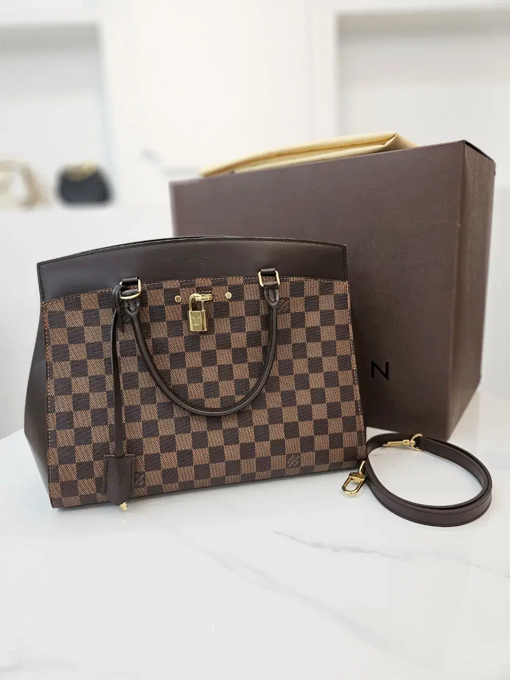 [중고명품 럭스올 울산점]Damier Eben Rivoli MM Tote Bag N41150