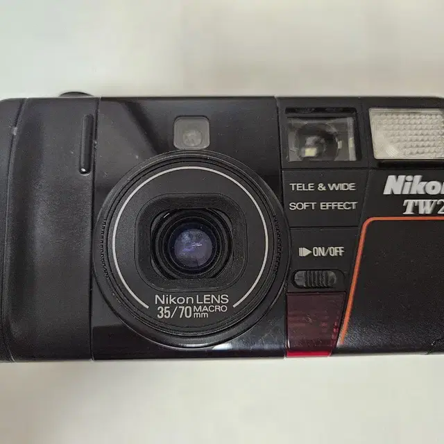 니콘 (NIKON) TW2D 필름 카메라