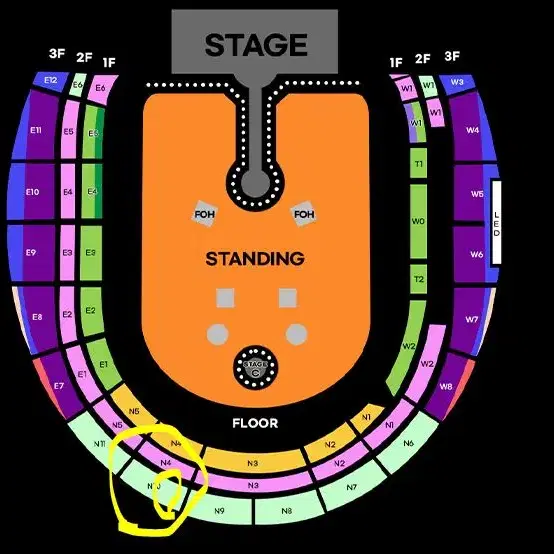 콜드플레이 토요일 3층 지정석 N-10 무대쪽 통로석 옆