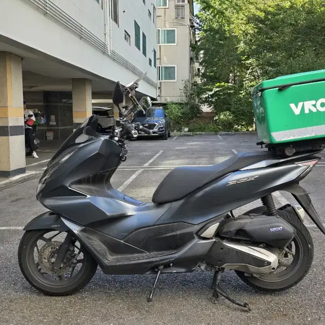 21년식 PCX125 ABS 배달세팅 팝니다.