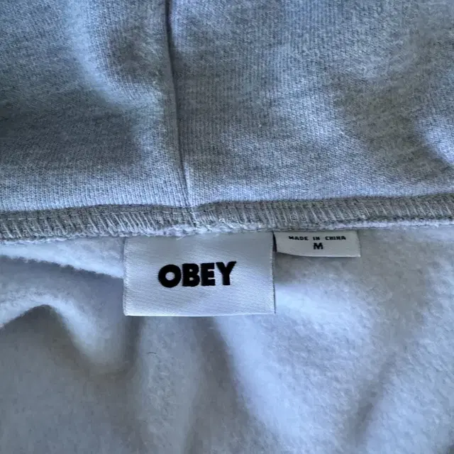 Obey x IAB 아이앱 후드집업