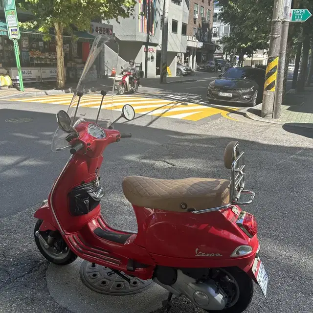 Vespa 베스파 lx125 판매