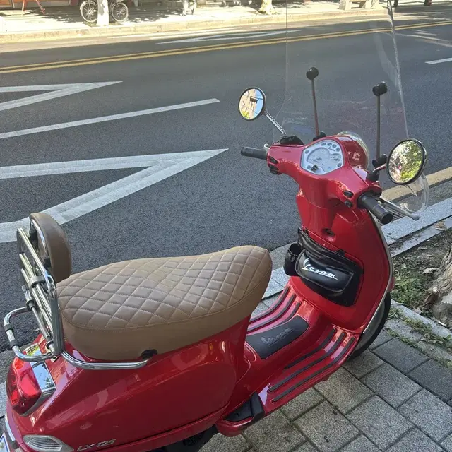 Vespa 베스파 lx125 판매