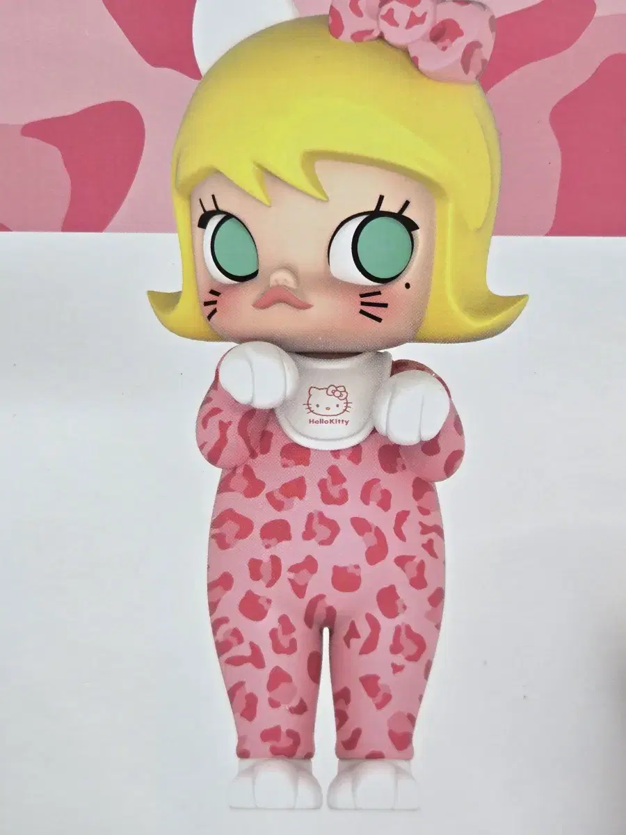 Hello KittyMolly Kidult Figure