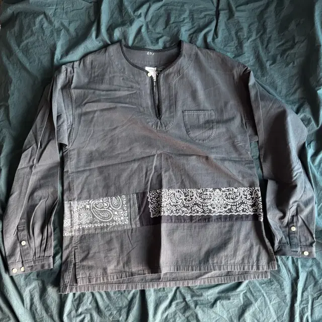 [3]Visvim bandana tunic.blk