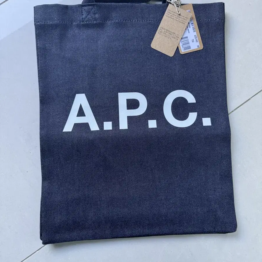 아페쎄 apc 에코백. 새상품.