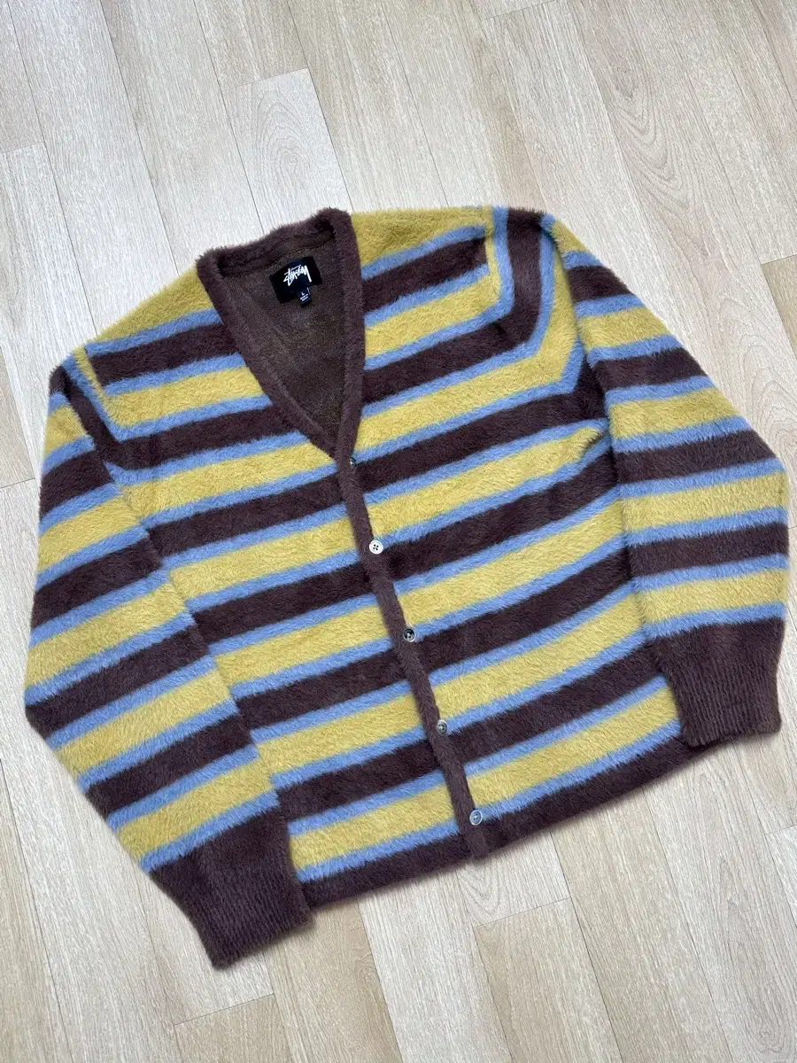 [L] Stussy Shaggy Cardigan