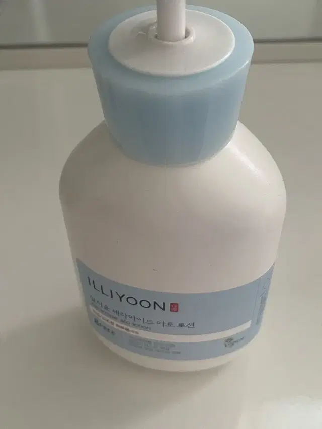 일리윤 세라마이드 아토로션 334ml