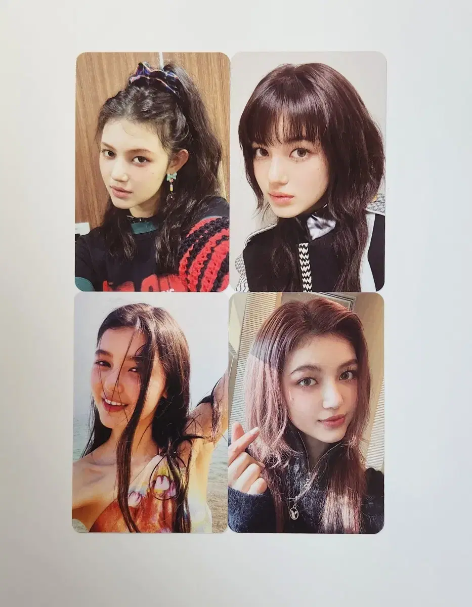 Bulk)New Jeans danielle Attention weverse Photocard, Earbook Photocard