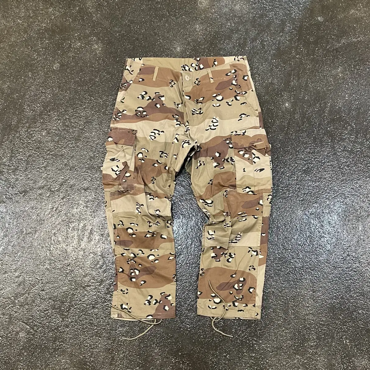 Vintage Desert Camo Pants (35)