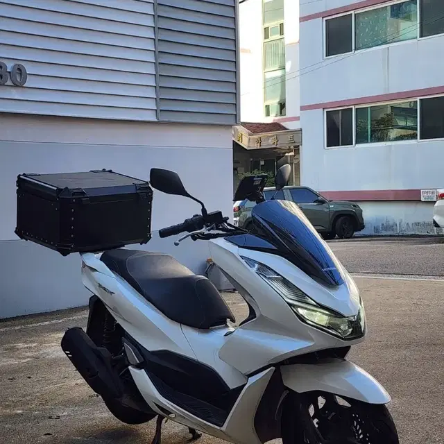 21년식 PCX125 ABS 1만9천 배달세팅 팝니다