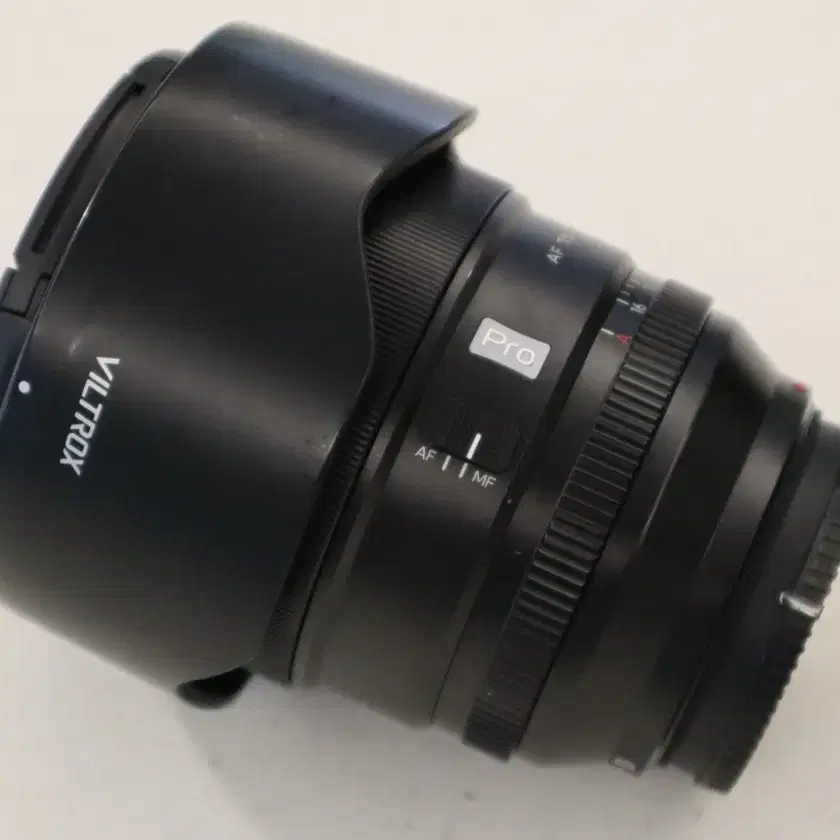 빌트록스 Pro XF AF 75mm F1.2 (후지X마운트)