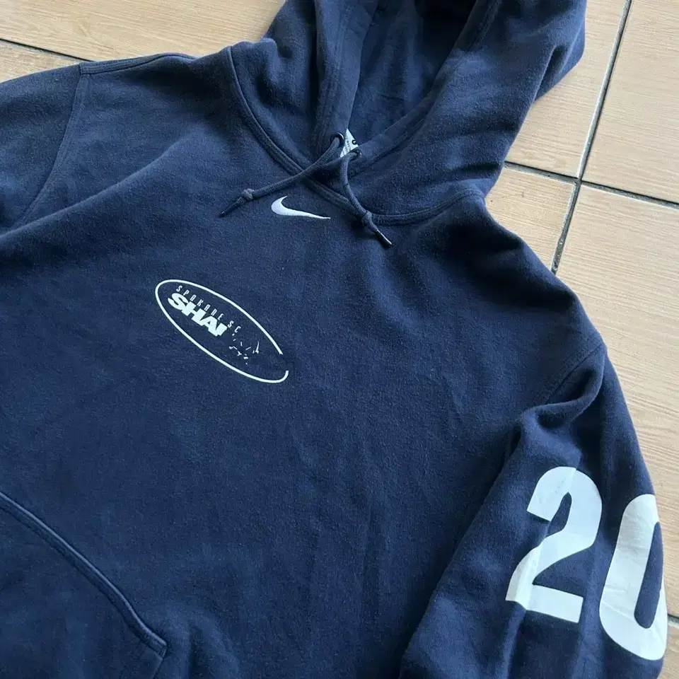 Nike centerswooosh hoodie