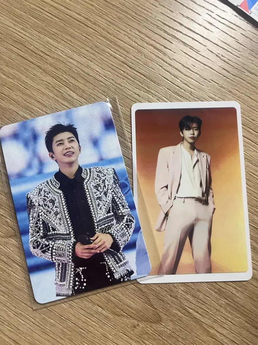 I Am Hero The Stadium pre-order benefit photocard unsealed