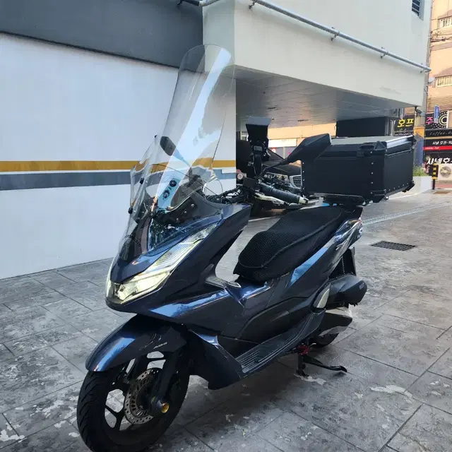 2021년 PCX125 ABS모델 생활튜닝 바이크 판매합니다.