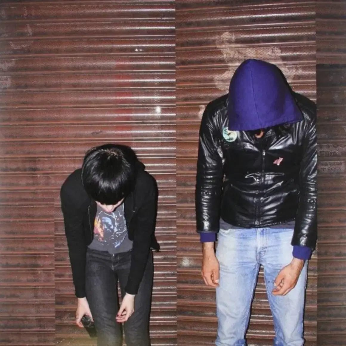 crystal castles LP 구합니다