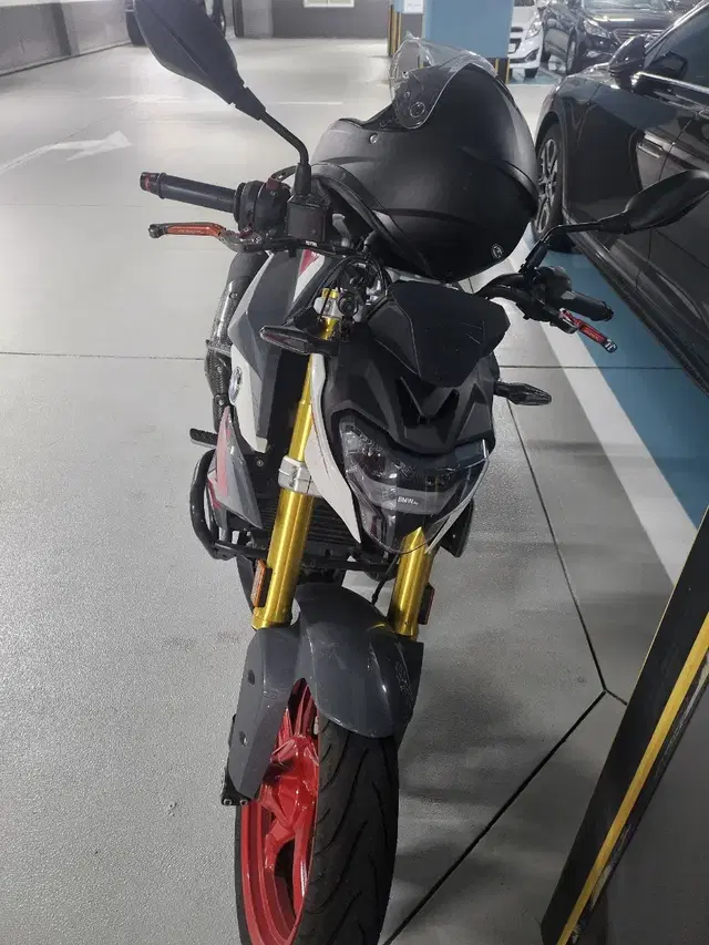 bmw g310r 21년식 팝니다