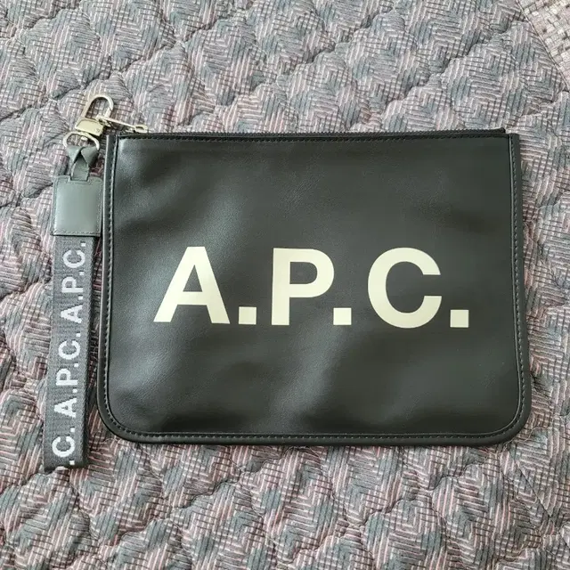 APC 파우치