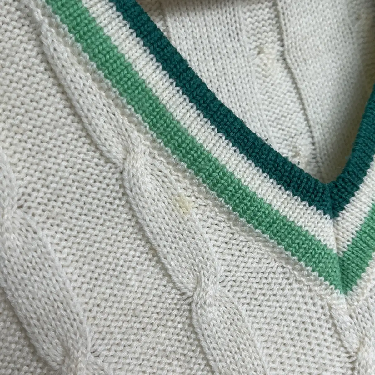 FRED PERRY 90's cable knit vest