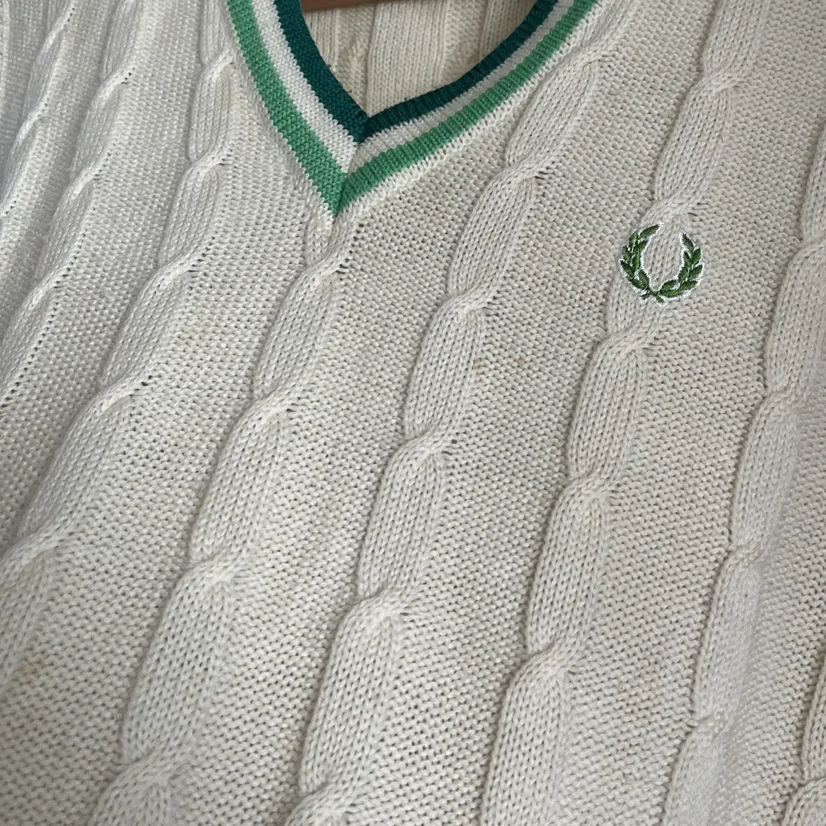 FRED PERRY 90's cable knit vest