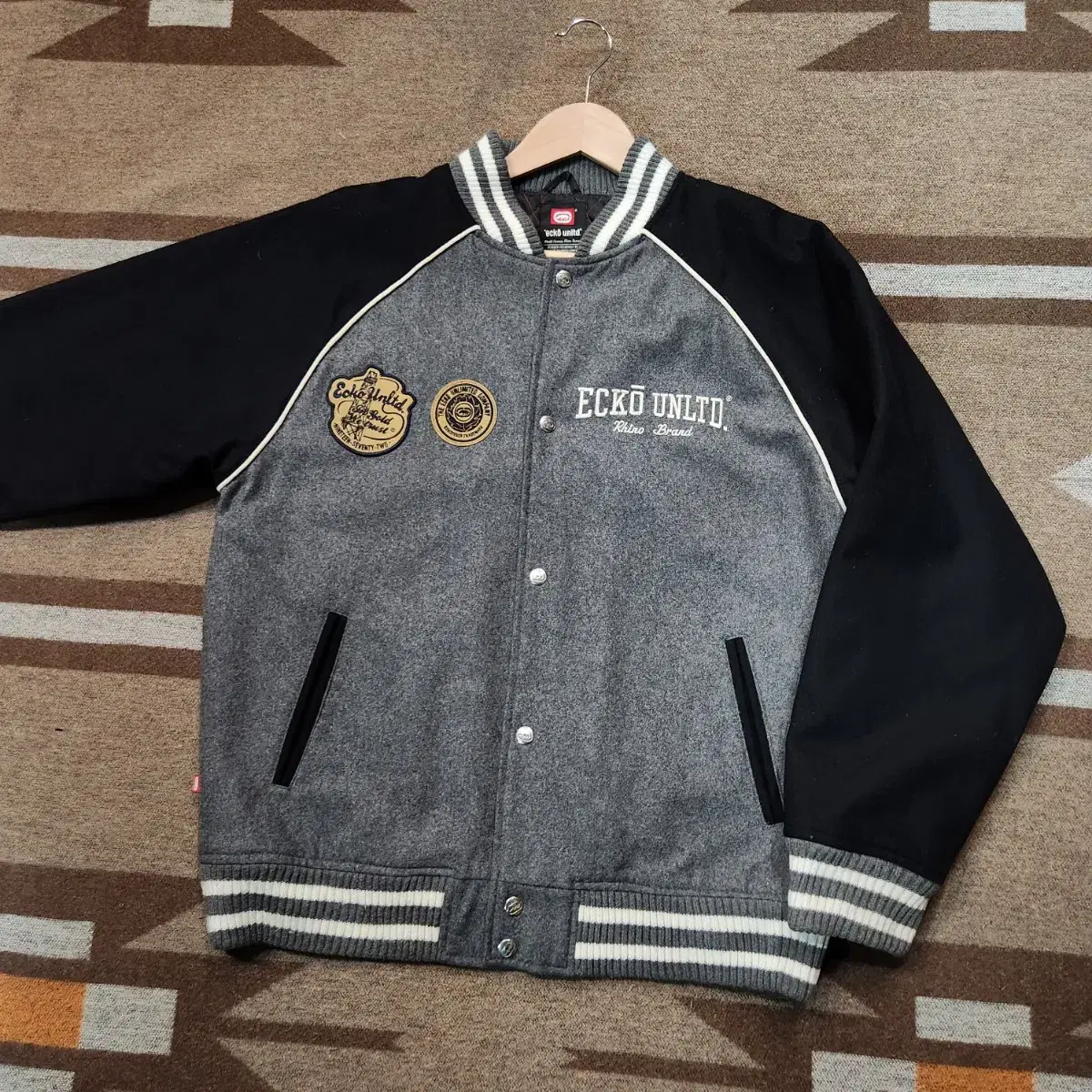 100% eco-unlimited Japan wool varsity jacket