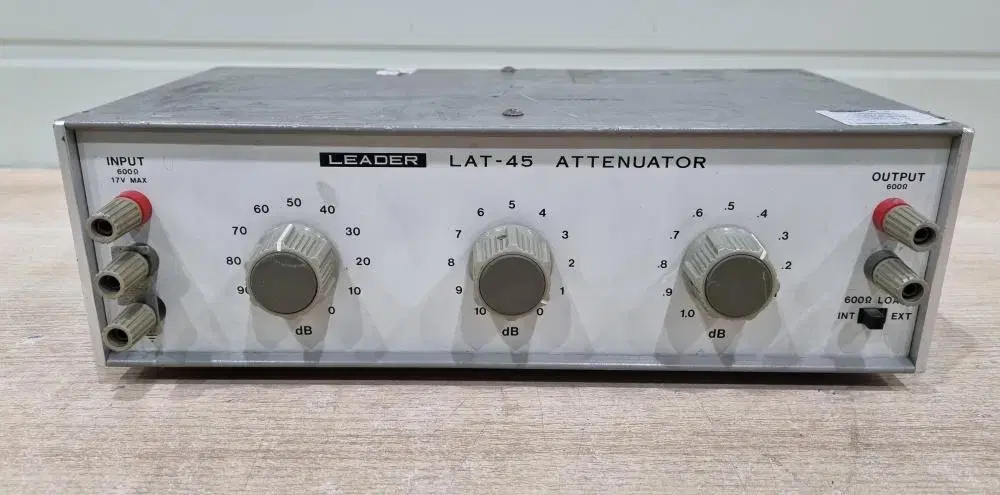 LEADER LAT-45 Attenuator 감쇠기