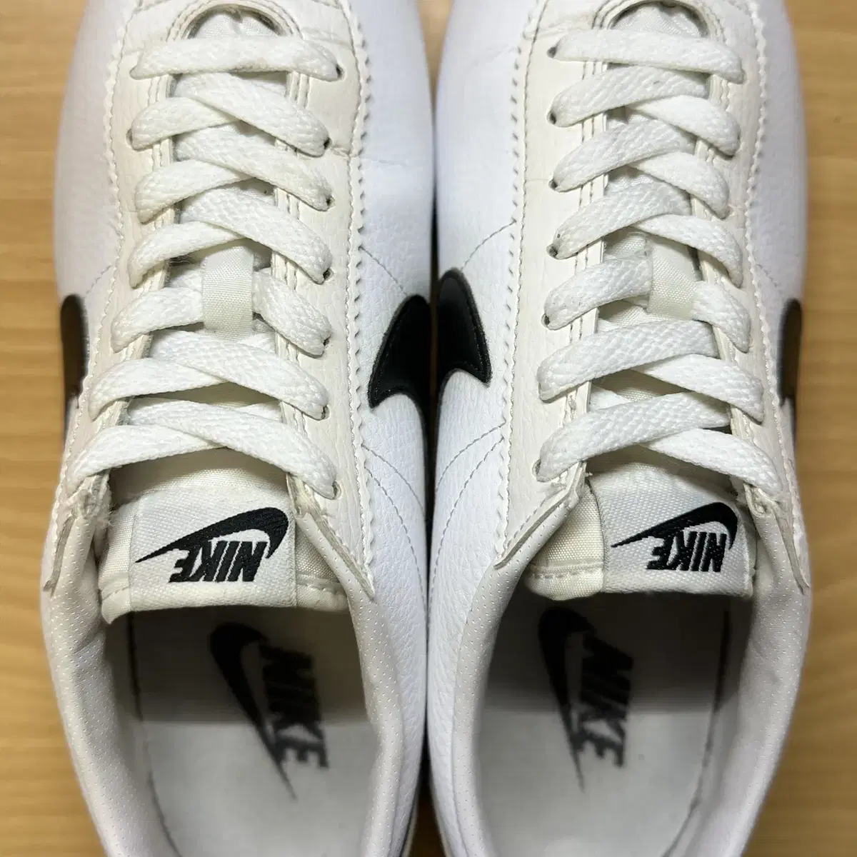 NIKE CLASSIC CORTEZ LEATHER WHITE/BLACK