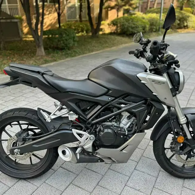 혼다 cb125r 19년형 abs 블박튜닝 판매합니다