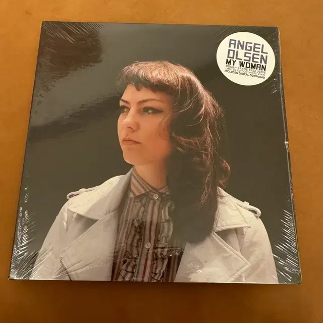 angel olsen - my woman (white limied)