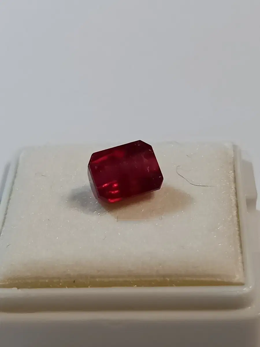 천연루비 2.3ct