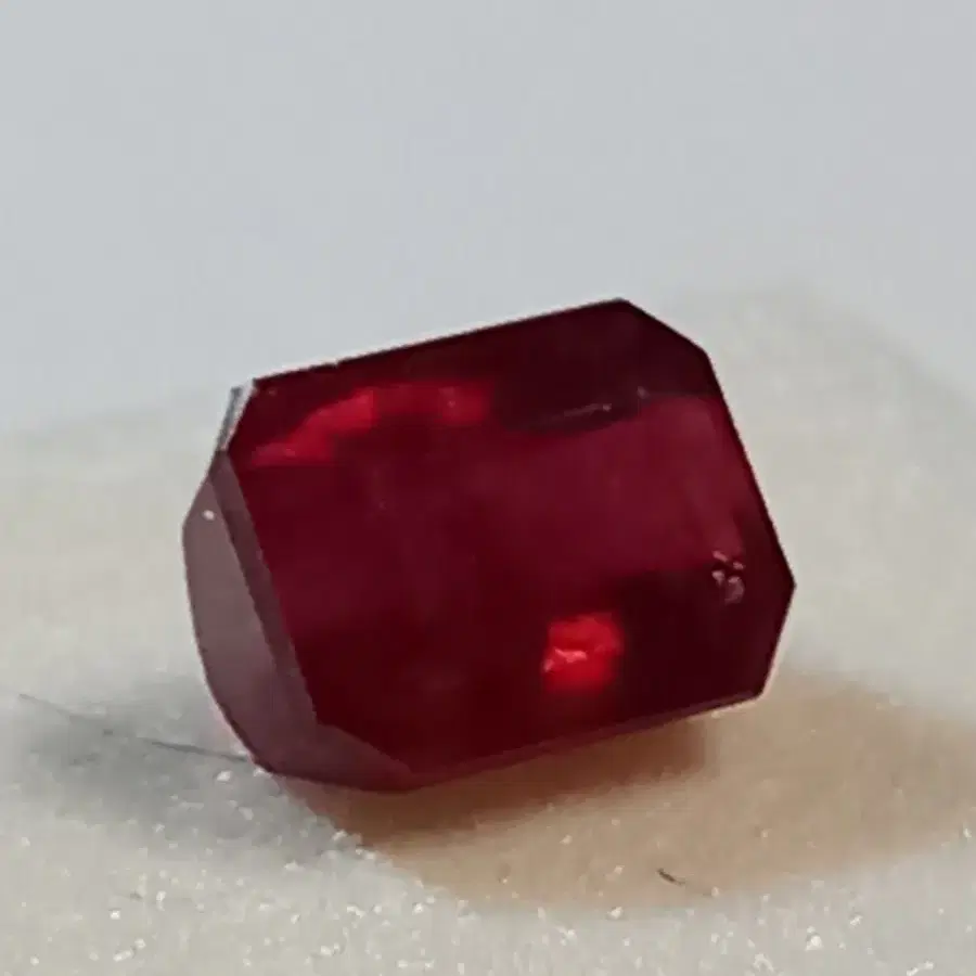 천연루비 2.3ct