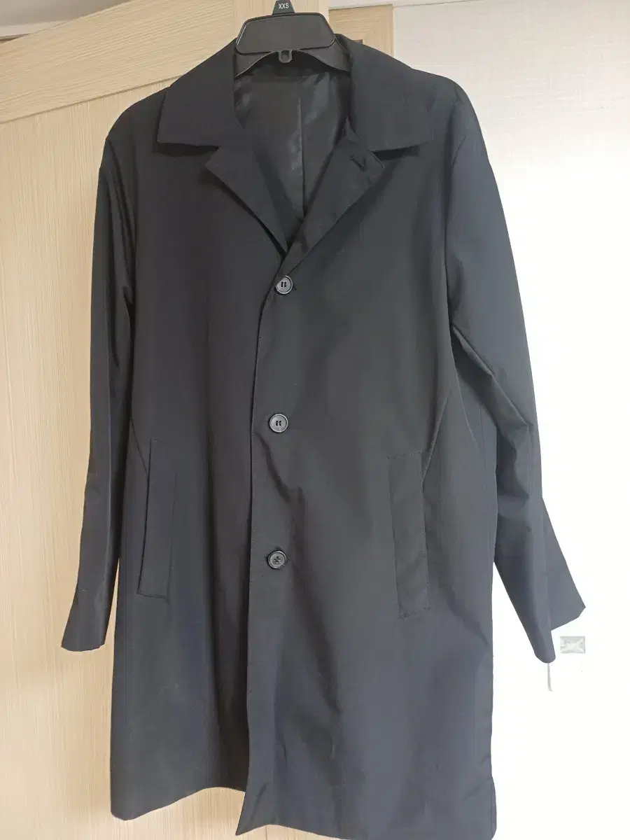 Men's Mac Coat (size 100)