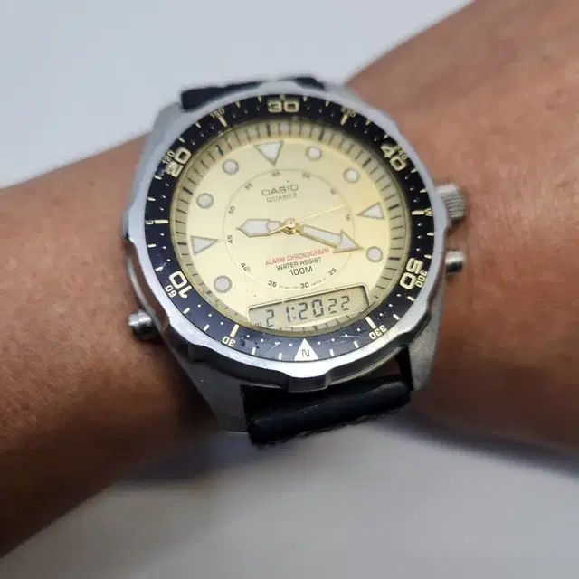 빈티지 casio amw 320 시계단품