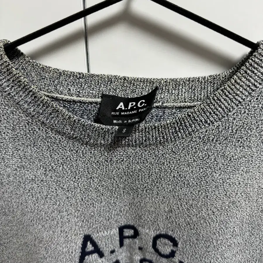 A.P.C  아페쎄 니트 여성 S사이즈