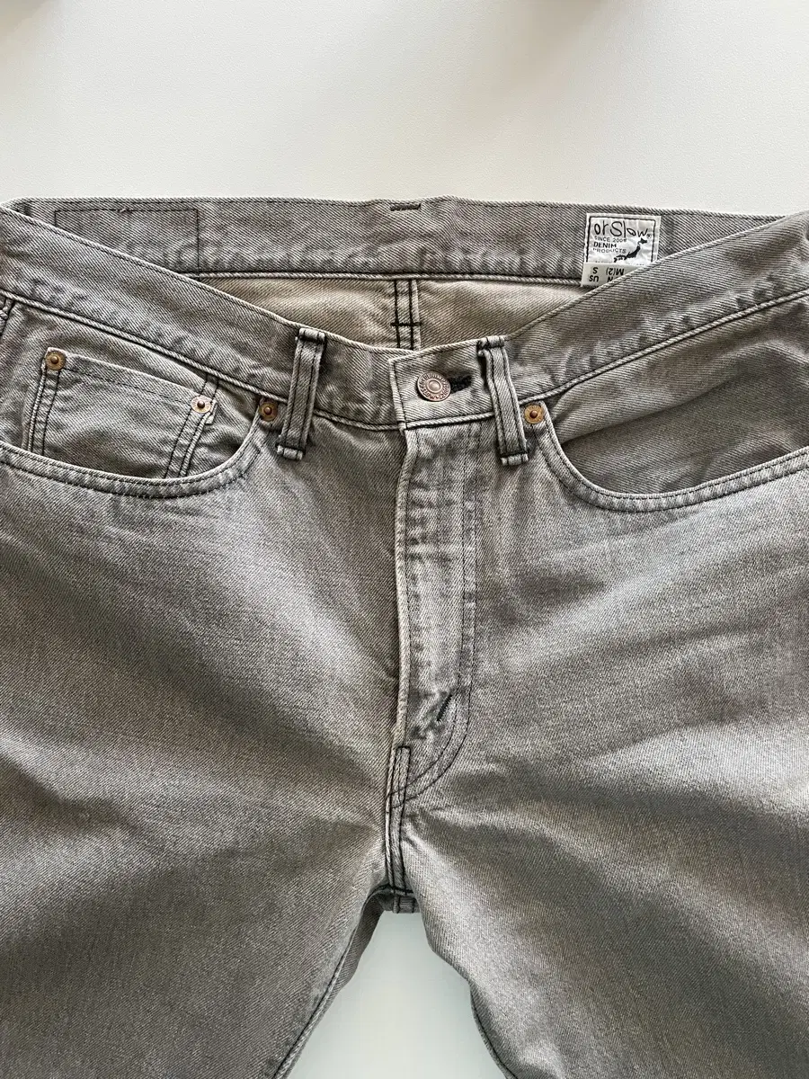 Oarslow 107 Gray Washed Jean