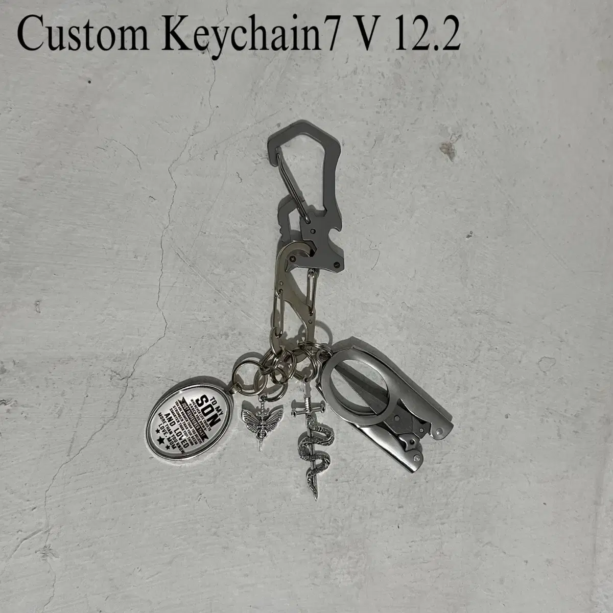 Custom Keychain7 V 12.2