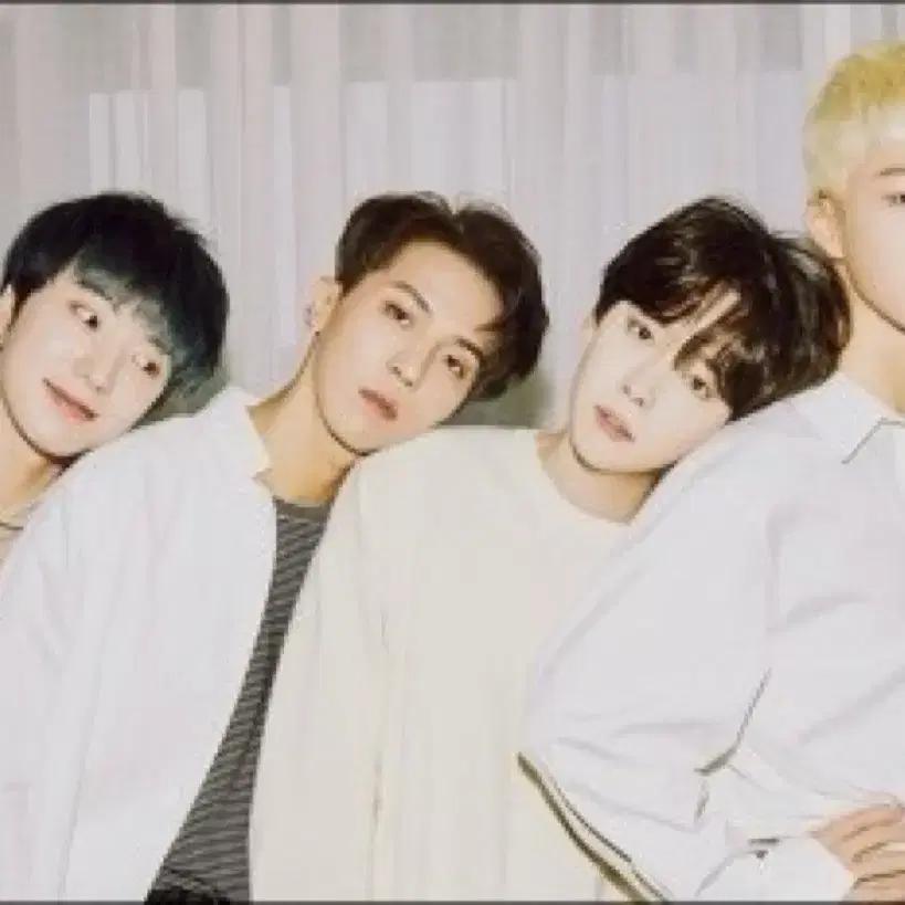 위너 포스터/화보 #위너 on Bunjang Global Site.