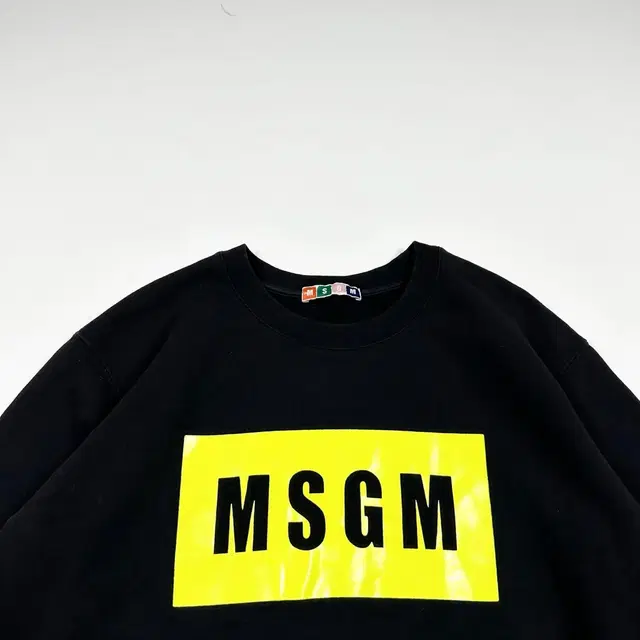 MSGM 블랙 박스 로고 맨투맨 (M 여성추천)