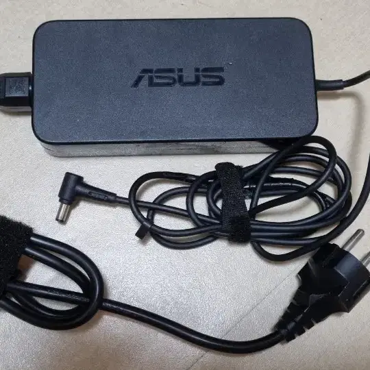 ASUS 19.5V 9.23A 180W 고용량 정품 노트북 어댑터