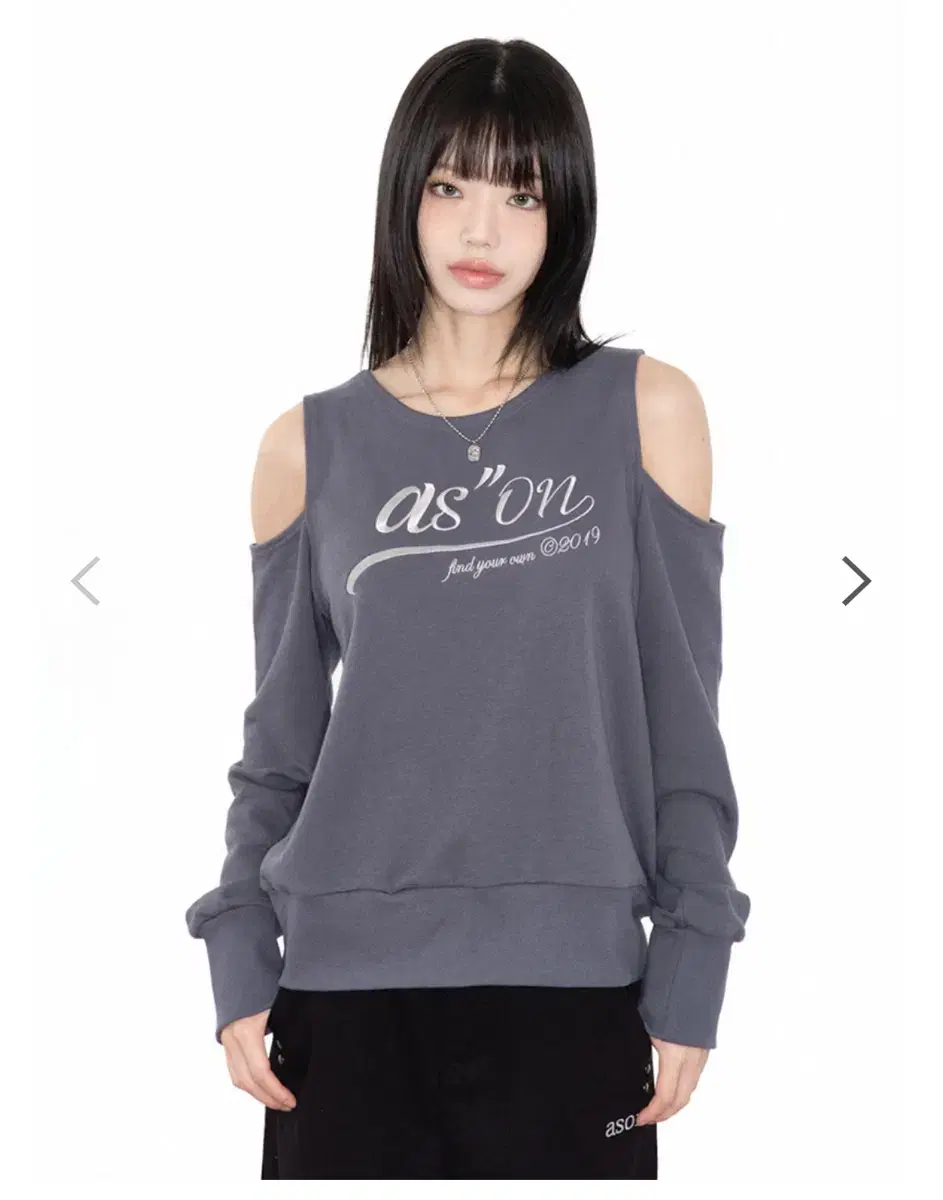 애즈온 KATE HOLE SWEATSHIRT CHARCOAL