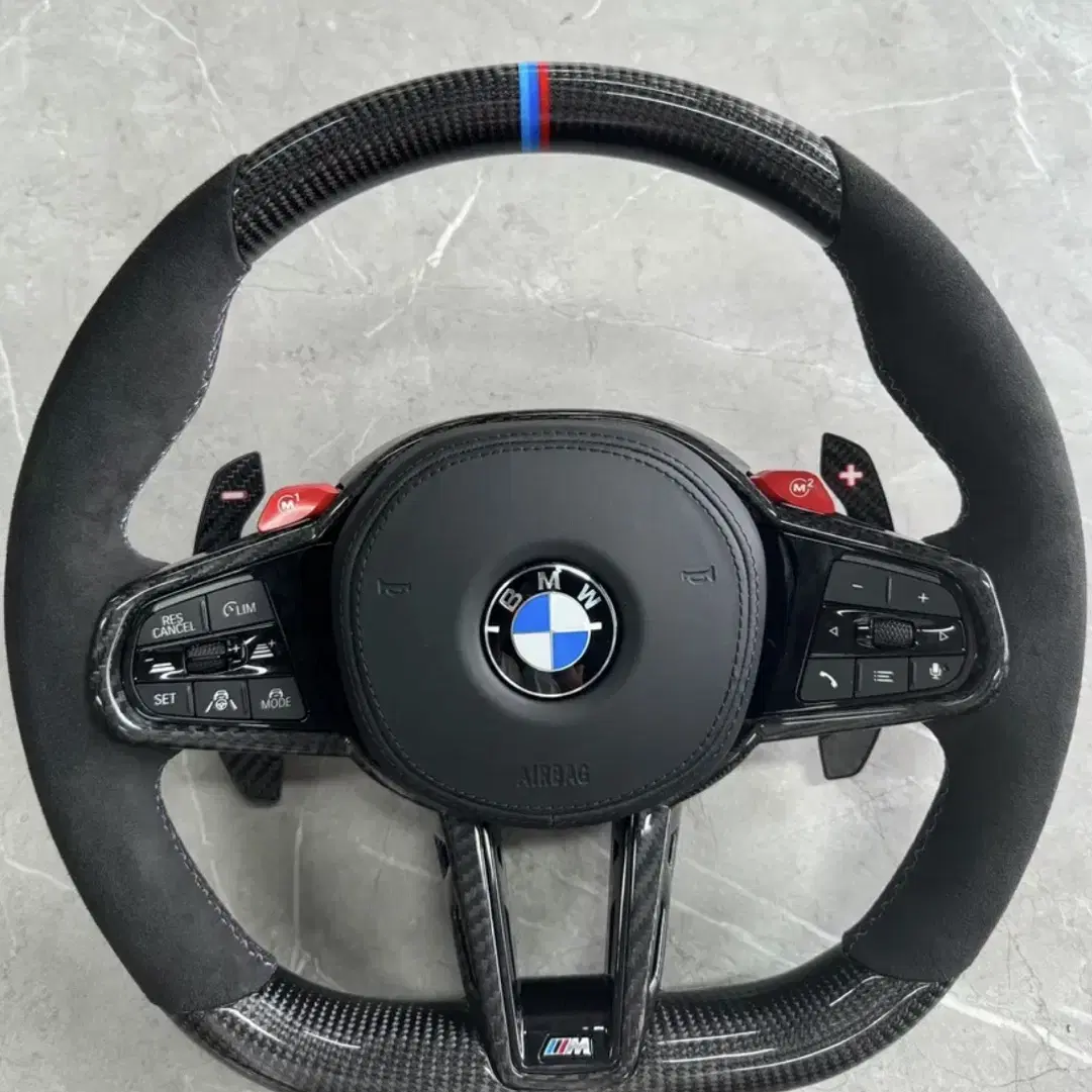 BMW 최신형 핸들 판매합니다 F바디 G바디 장착가능