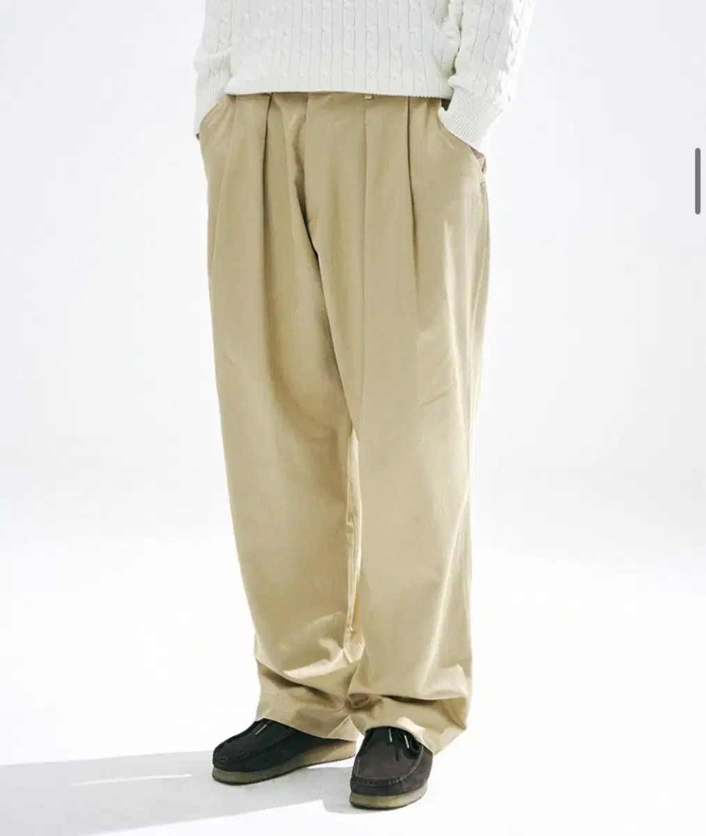 Wide Pants Man