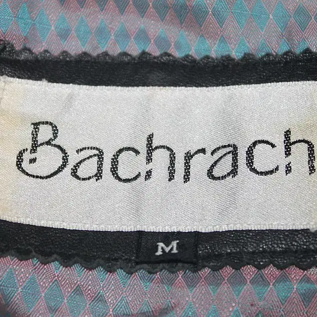 Bachrach 가죽바시티M(우리100)