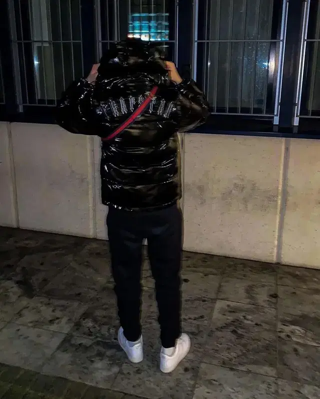 Trapstar shiny jacket 트랩스타 샤이니 패딩