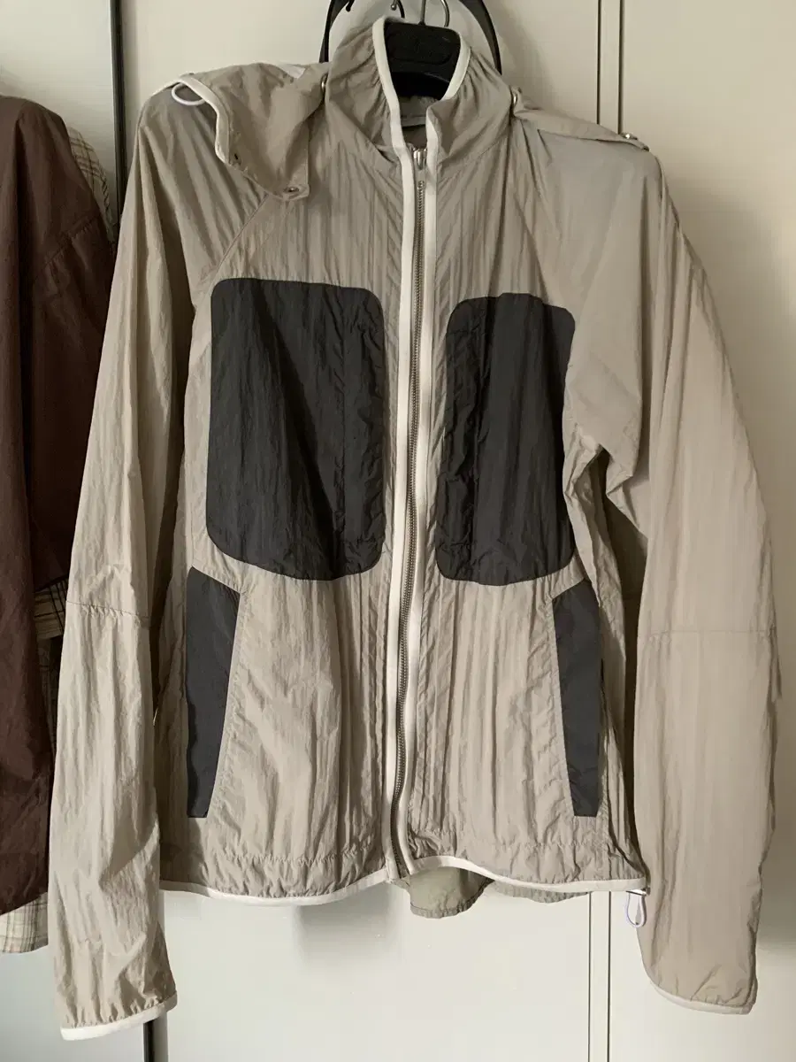 Arnar mar jonsson / ranra Ranra windbreaker