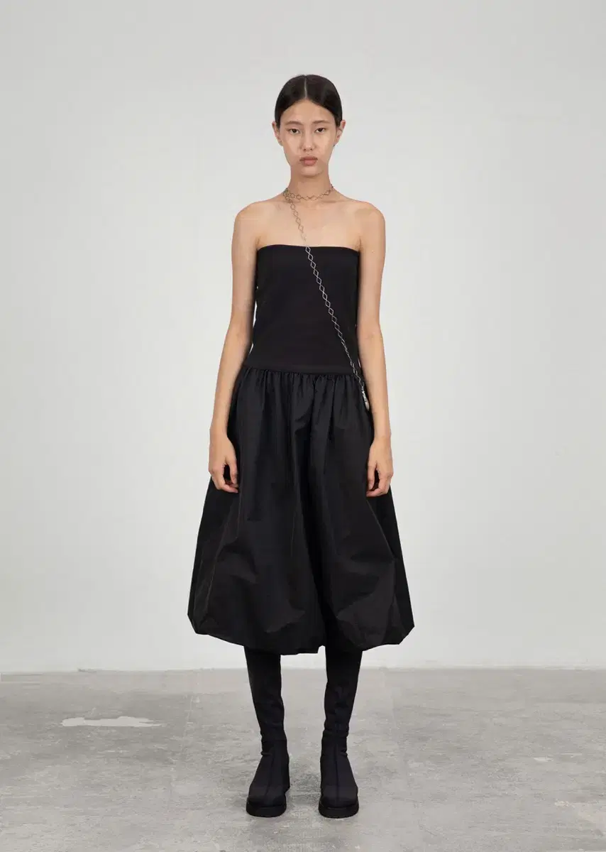 아모멘토원피스 BANDING VOLUME SKIRT_BLACK